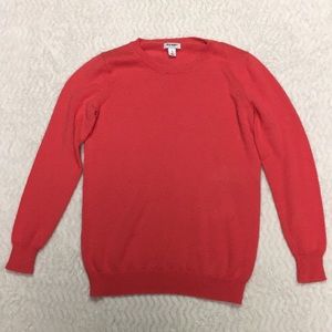 Old Navy sweater - size Medium